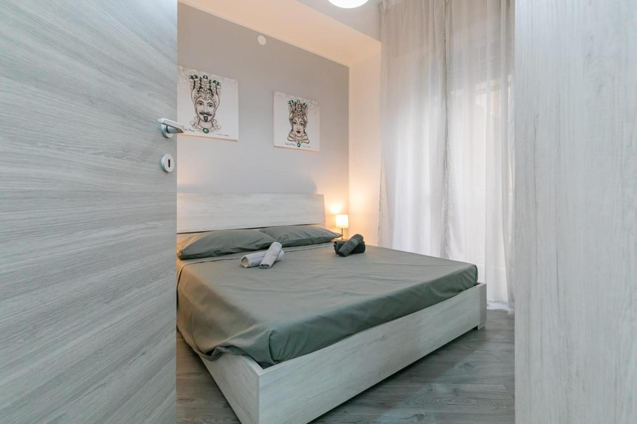 La Dimora Di Tanya Apartment Syracuse Bagian luar foto